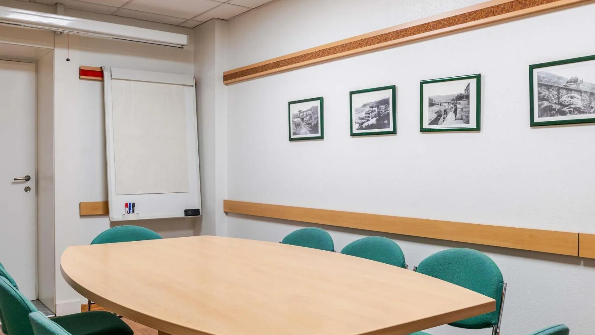 Ibis Bilbao Barakaldo Hotel